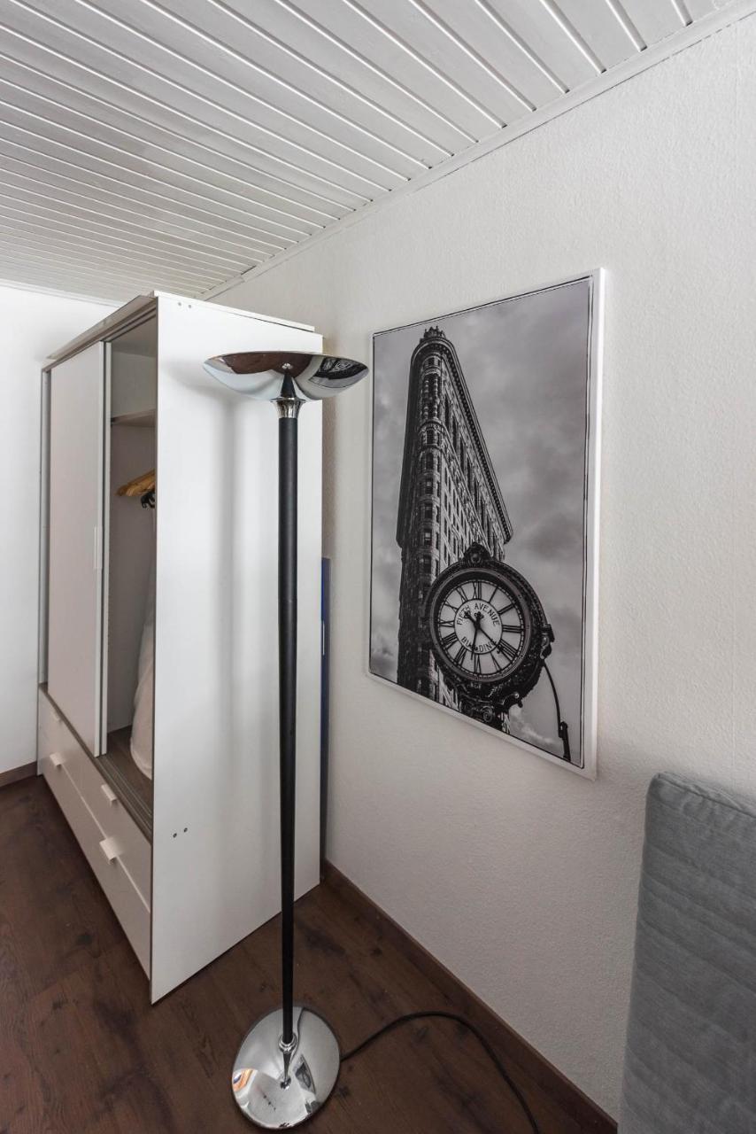 Muenchen- Pullach, Wohnen Im Gruenen Appartement Buitenkant foto