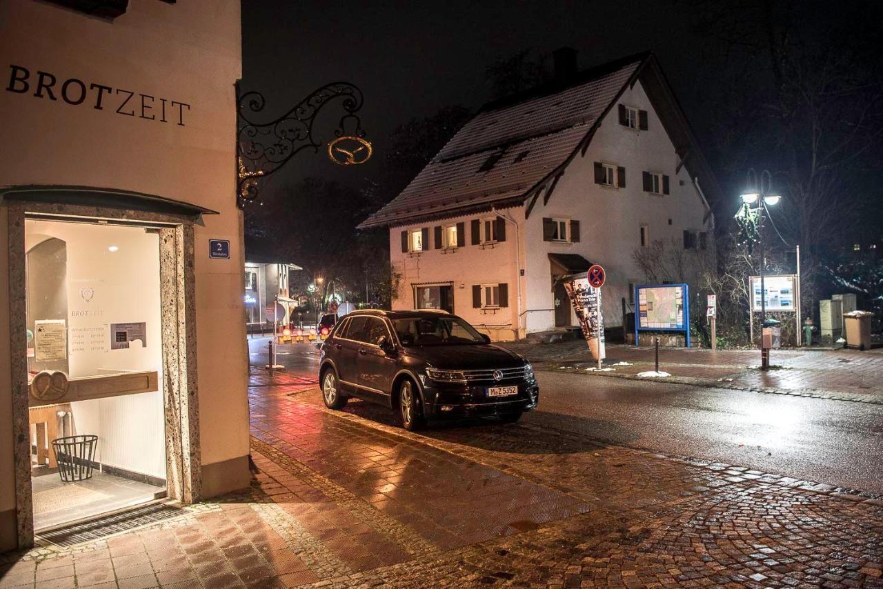 Muenchen- Pullach, Wohnen Im Gruenen Appartement Buitenkant foto